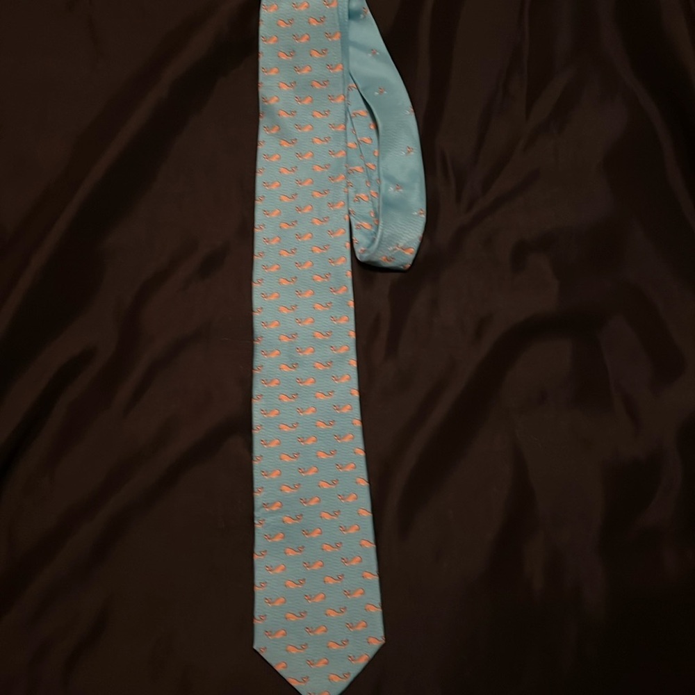 Tommy Hilfiger 100 percent silk tie with whales